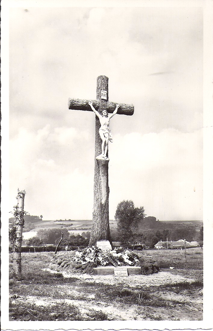 Le Cimetière & Les Calvaires